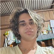 Olá! Meu nome é Fabrício e ofereço aulas de Português para crianças e jovens, focando em leitura, redação e ajuda com as lições es